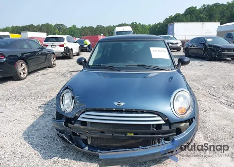 2009 Mini Cooper from USA, damaged, VIN WMWMF33539TW77321